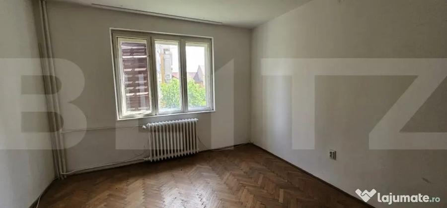 Casă cu 3 camere cu Teren 542 Mp în Central