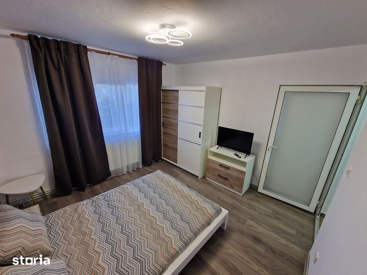Apartament cu 2 camere decomandat, mobilat în Aradului