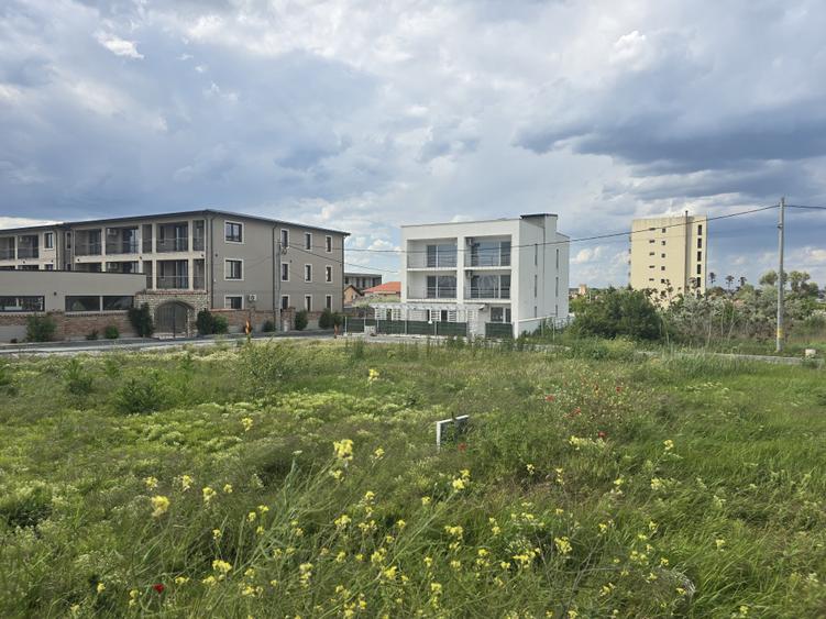 Teren Construcții intravilan de 1300 mp, în Costinești
