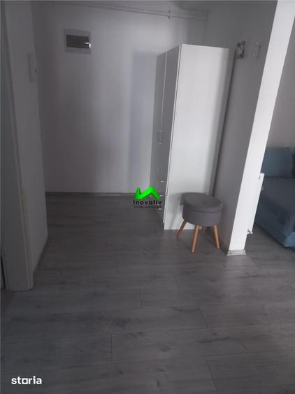 Apartament cu 3 camere decomandat în Turnișor