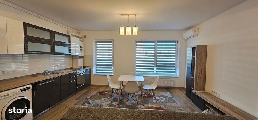 Apartament cu 2 camere decomandat în Cristian