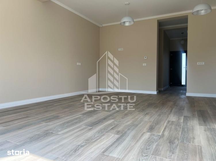 Duplex de vanzare cu 4 camere, P+E, in Covaci - 1