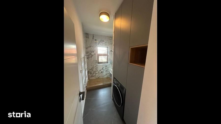 Apartament cu 3 camere semidecomandat în Central