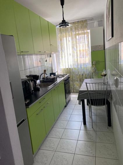 Apartament cu 2 camere decomandat în Lazaret