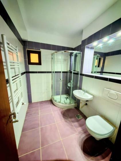 Apartament cu 3 camere decomandat în Brestei