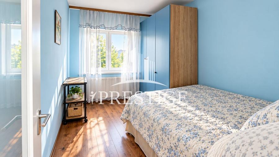 Apartament cu 3 camere decomandat în Calea Dumbrăvii