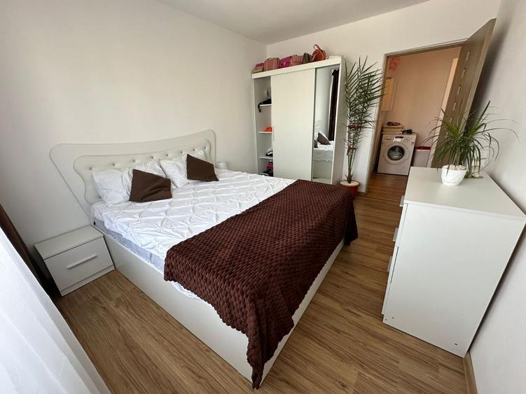 Apartament cu 2 camere semidecomandat în Cantacuzino