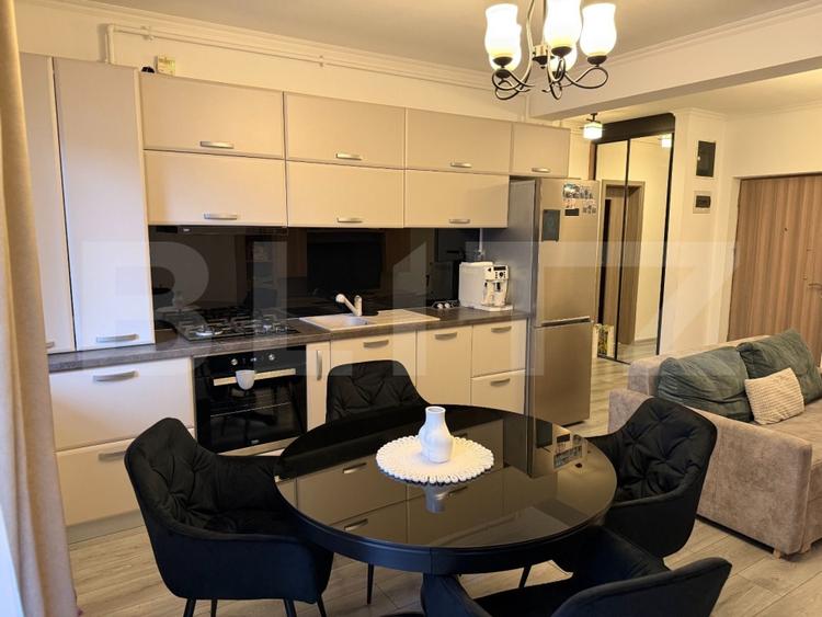 Apartament cu 2 camere semidecomandat, mobilat în Europa