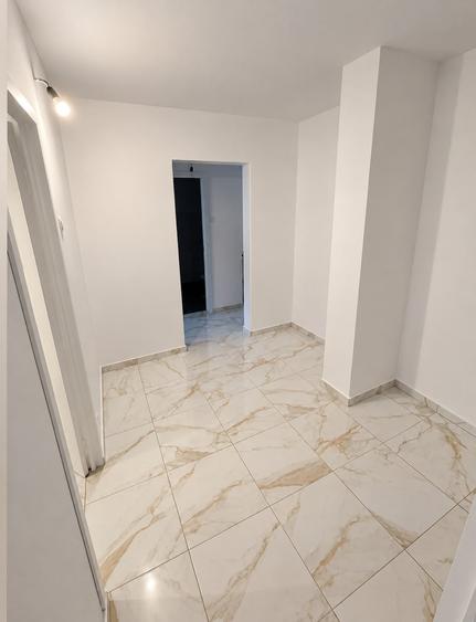 Apartament cu 2 camere decomandat în Nicolina