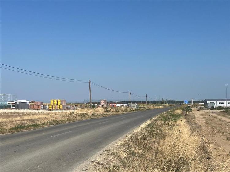 Teren Construcții intravilan de 5755 mp, în Aeroport