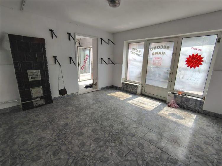 Spațiu comercial, de 30 mp, în Central