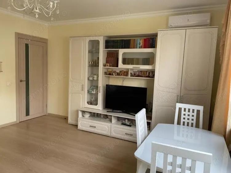 Apartament cu 2 camere decomandat în Steaua