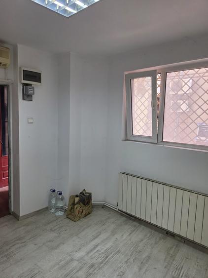 Apartament cu 2 camere semidecomandat în Universitate