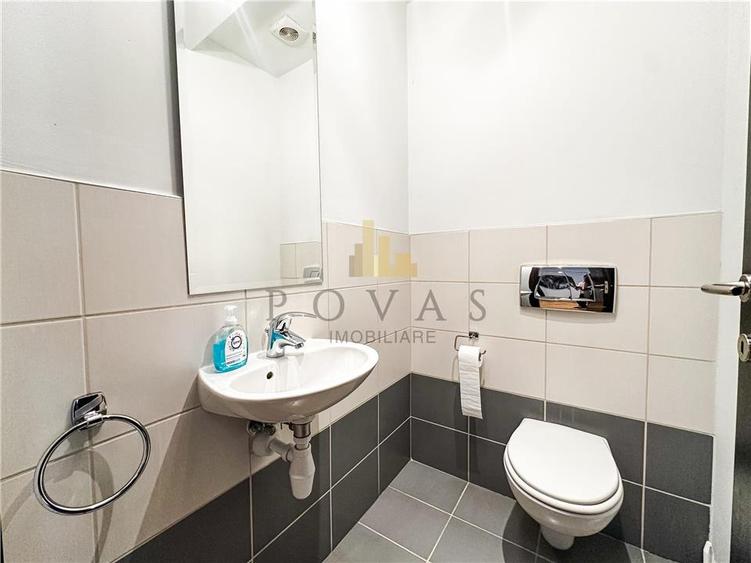 Apartament cu 3 camere decomandat, mobilat în Băneasa