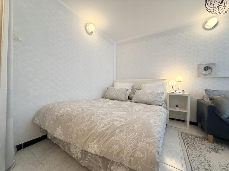 Cozy Studio luminos in Banu Manta - Victoriei cu pat si canapea - 5