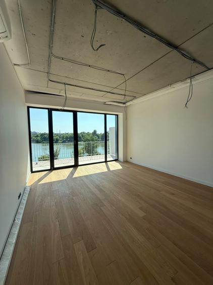 Apartament cu 2 camere semidecomandat în Colentina
