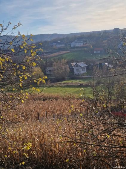 Vand tren intravilan 1400 mt in Comuna Mociu - 5