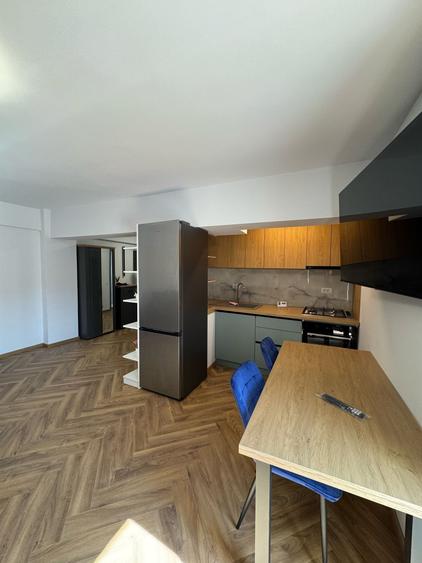 Apartament cu 2 camere decomandat, mobilat în Mazepa 1
