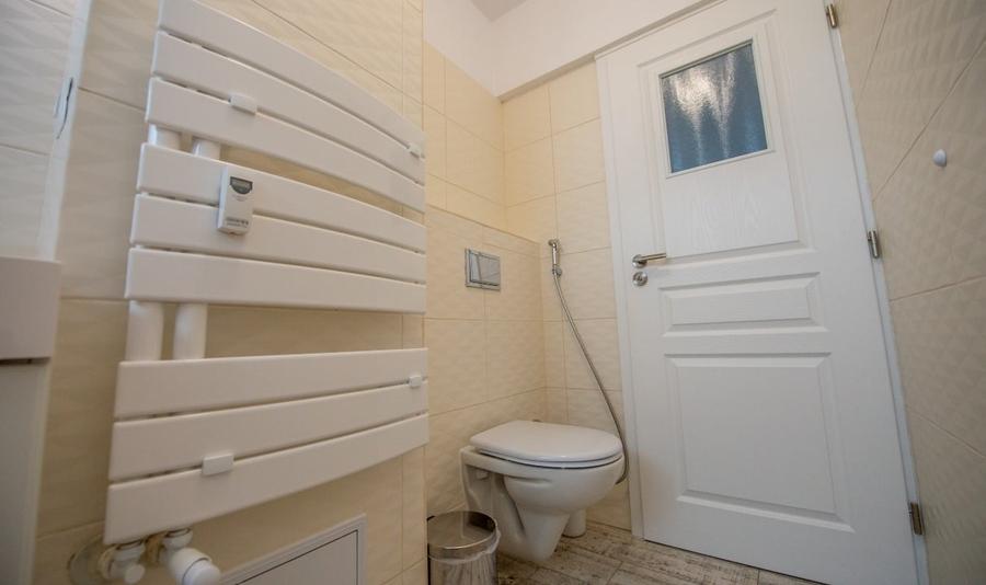 Apartament cu 2 camere decomandat, mobilat în Tineretului