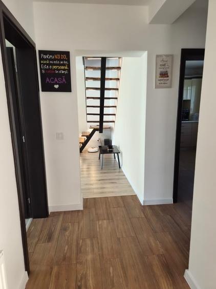 Apartament cu 2 camere semidecomandat, mobilat în Valea Lupului