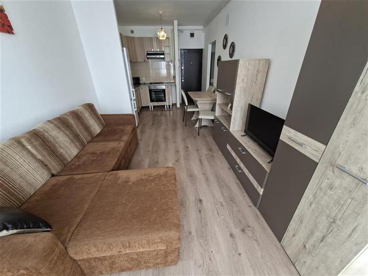 Apartament cu 2 camere circular, mobilat în Iris
