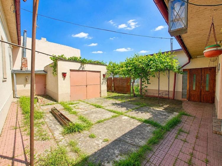 Casă cu 3 camere cu Teren 1000 Mp în Ghirodei