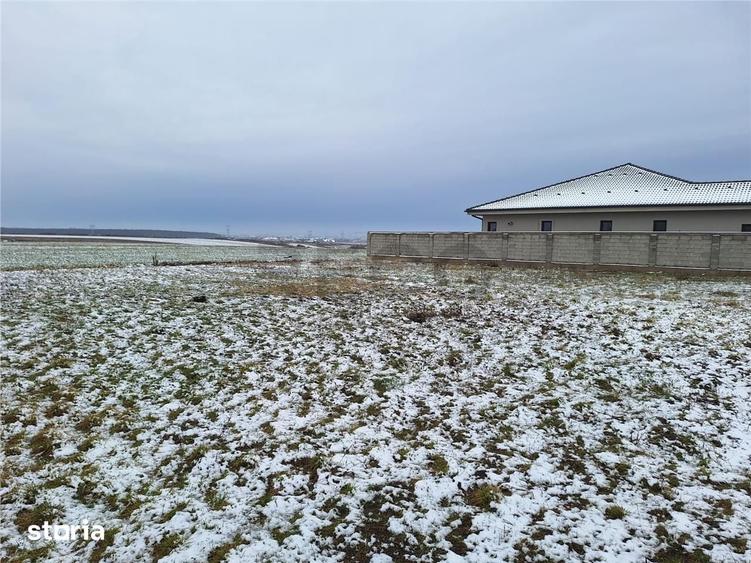 Teren de 511 mp, în Sânmartin