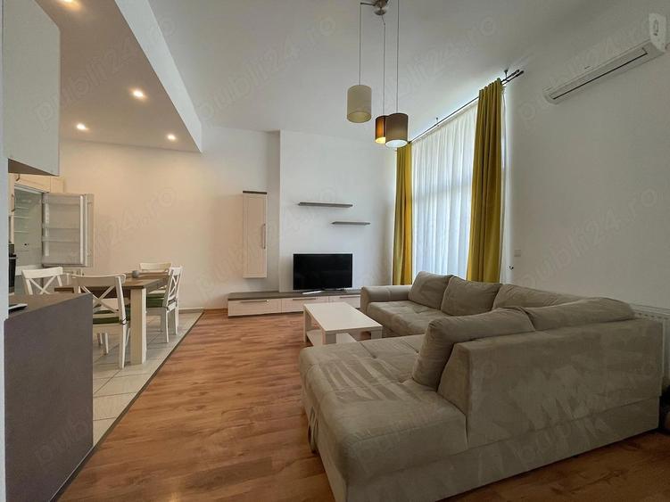 Apartament cu 2 camere decomandat, mobilat în Soarelui