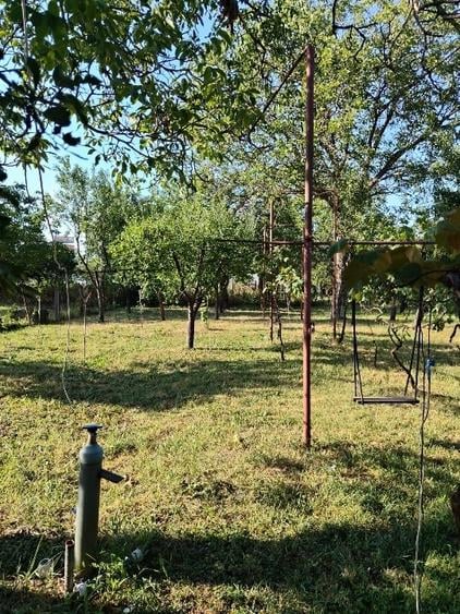 Casă individuală cu 5 camere cu Canalizare în Careiului