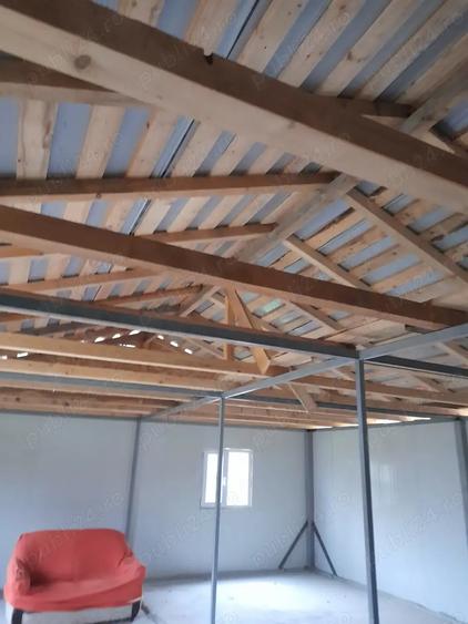 Casă cu 3 camere cu Teren 500 Mp în Izvoru