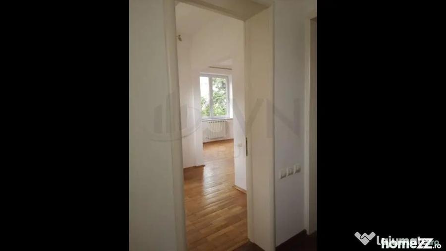 Casă cu 5 camere cu Teren 15 Mp în Știrbei Vodă