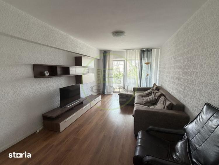 Apartament cu 3 camere decomandat în Centrul Civic