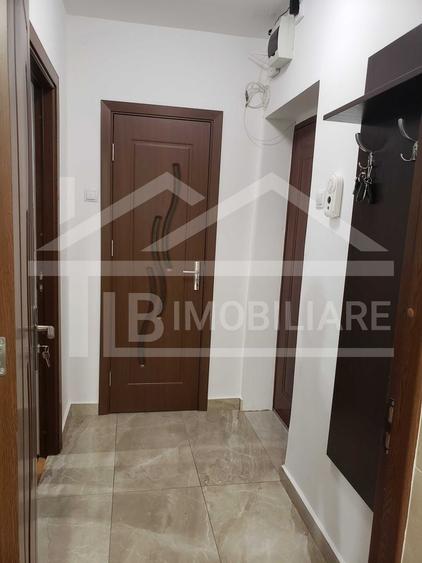 Apartament cu 2 camere decomandat în Cornișa