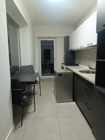 Apartament cu 2 camere decomandat, mobilat în Lacul Morii