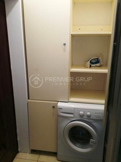 Garsonieră decomandată în Central