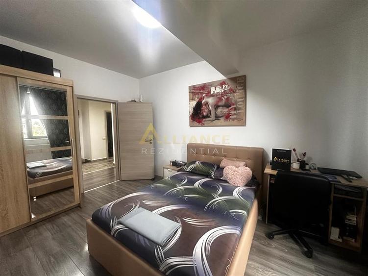 Apartament cu 3 camere decomandat, mobilat în Berceni