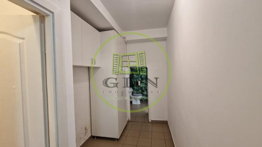 Spațiu comercial, de 45 mp, în Central