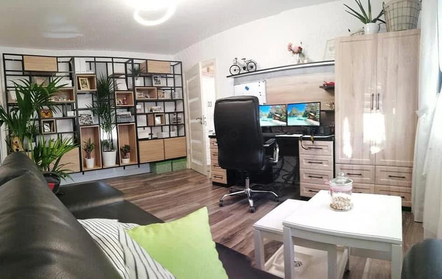 Apartament cu 2 camere semidecomandat în Central