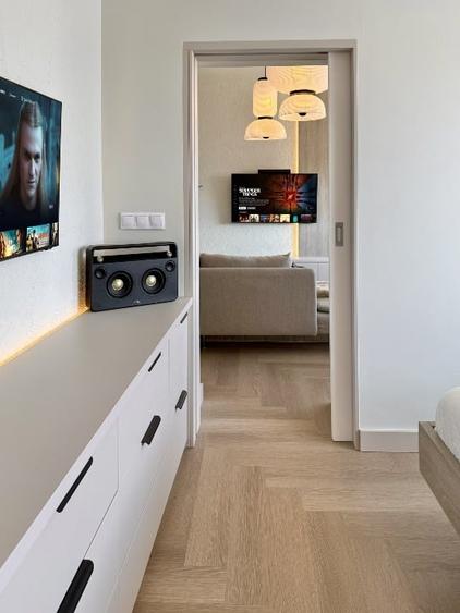 Apartament cu 2 camere semidecomandat, mobilat în Cișmigiu