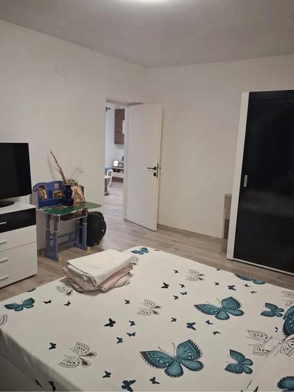 Casă cu 3 camere cu Teren 1000 Mp în Rociu