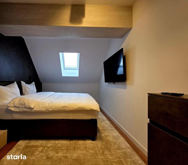 Apartament cu 4 camere în Tractorul
