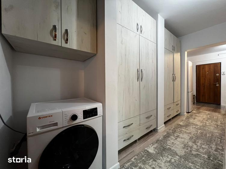 Apartament cu 3 camere decomandat în Nicolina