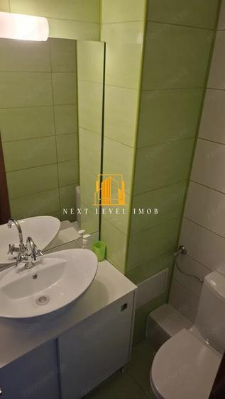 Apartament cu 3 camere decomandat în Eremia