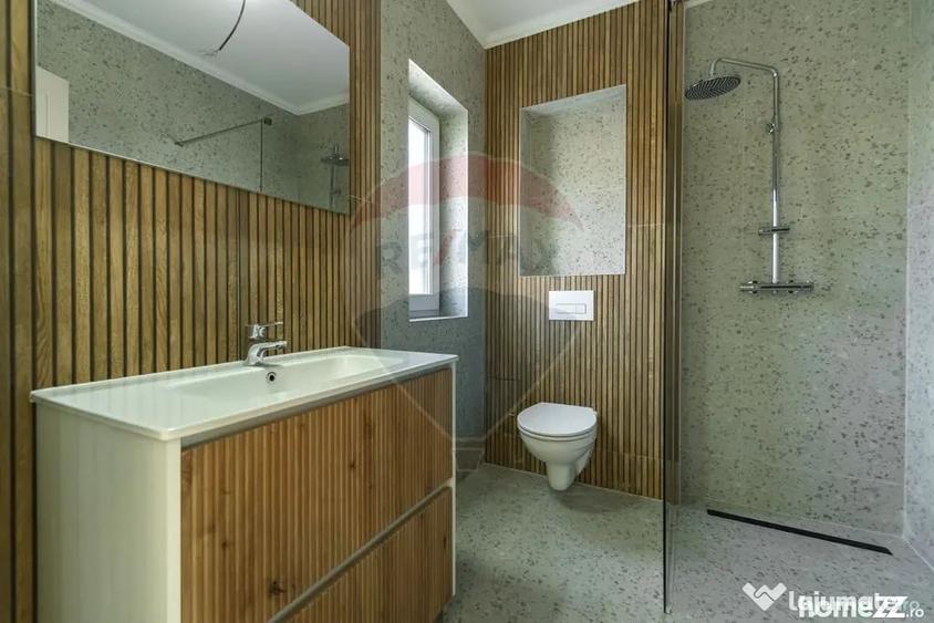 Casă cu 5 camere cu Teren 317 Mp în Tărlungeni