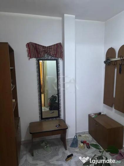 Apartament cu 2 camere semidecomandat în Gorjului