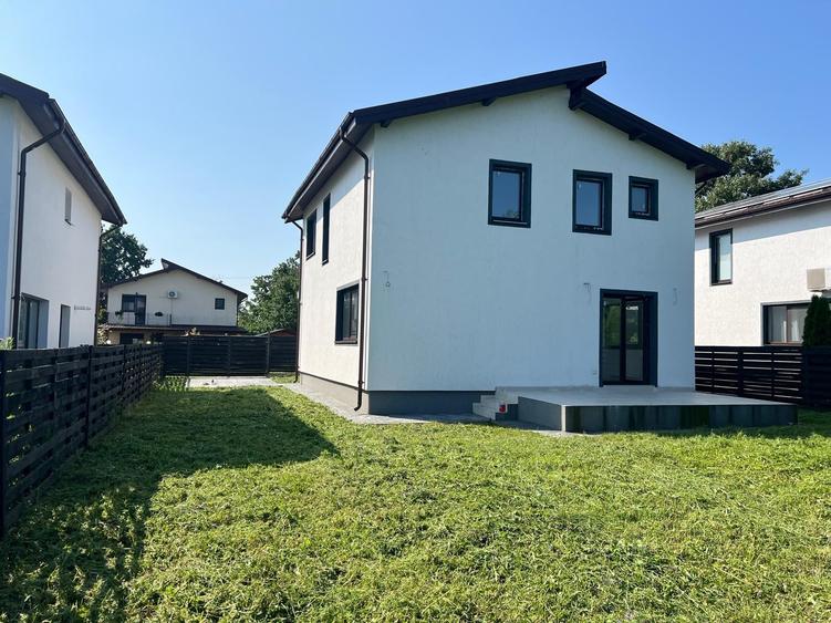 Casă individuală cu 5 camere cu Teren 450 Mp în Corbeanca