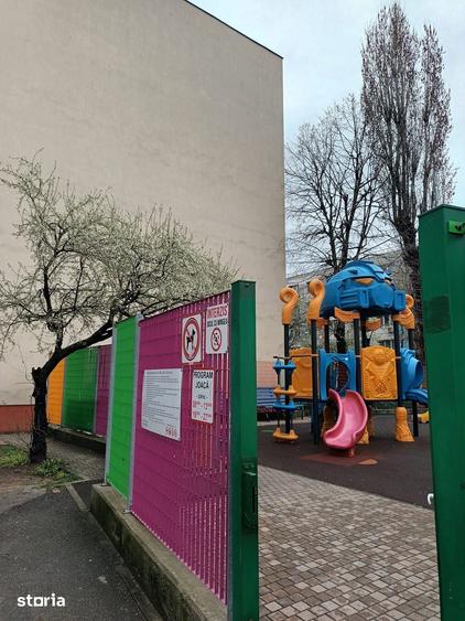 Apartament cu 3 camere decomandat, mobilat în Giurgiului