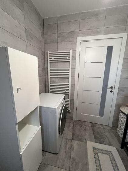 Casă individuală cu 4 camere cu Teren 400 Mp în Preajba