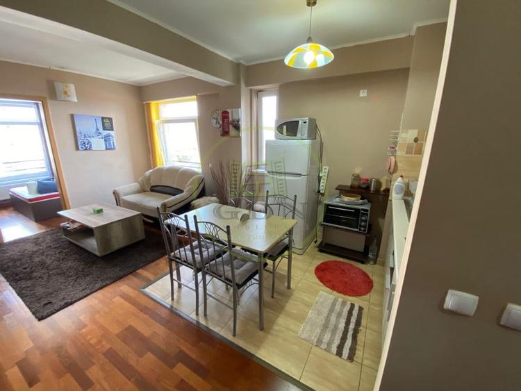 Apartament cu 2 camere decomandat, mobilat în Calea Aradului