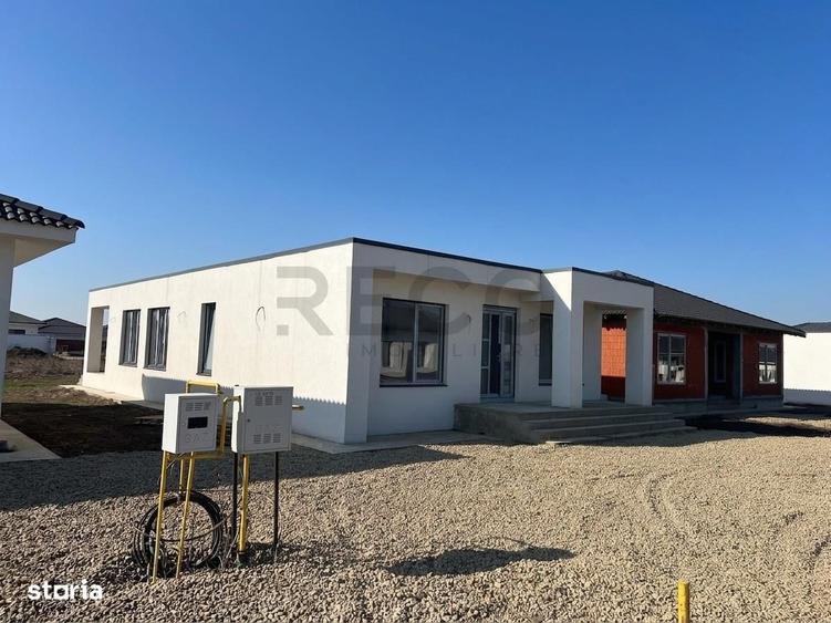 Casă cu 4 camere cu Teren 500 Mp în Sântandrei